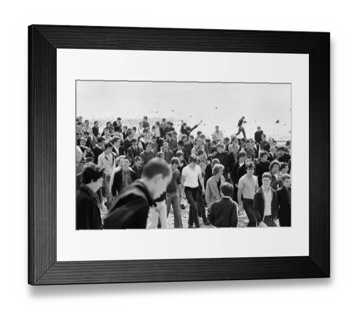 Framed Print : Skinheads on the beach at Southend, Essex on Bank Holiday Monday. 27th August 1979