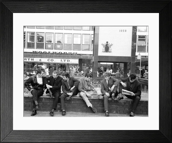 Framed Print : Youths in Stevenage, Hertfordshire. 13th October 1959 Framed Print : Youths in Stevenage, Hertfordshire. 13th October 1959