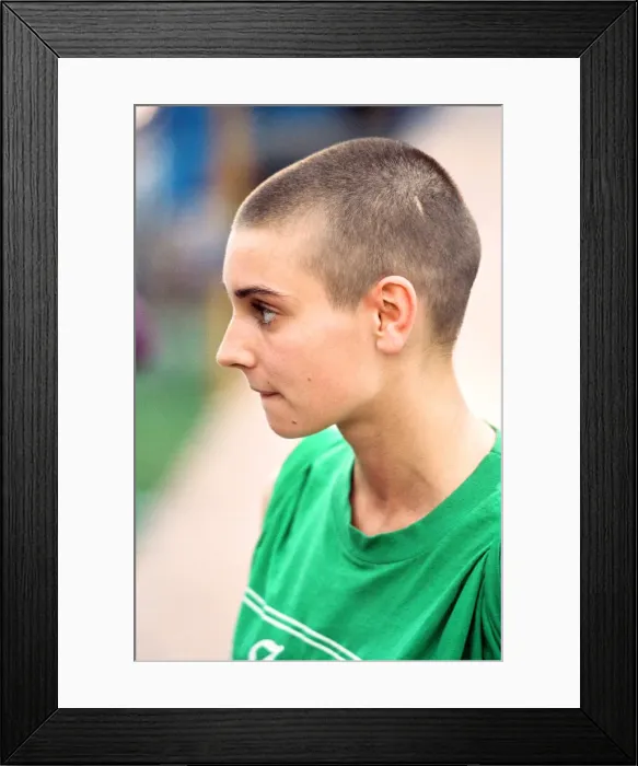 Framed Print : Sinead O Connor at Glastonbury Festival. 27th June 1992