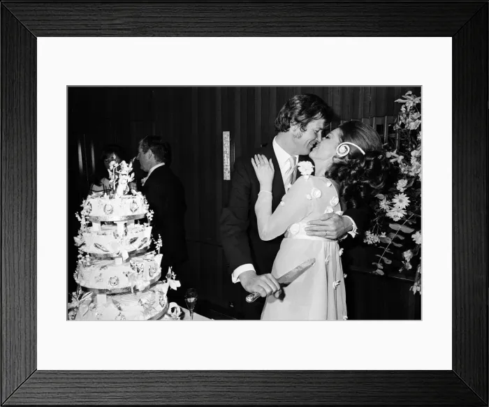 Framed Print : The wedding reception of Roger Moore and Luisa Mattioli at the Royal Garden Hotel Framed Print : The wedding reception of Roger Moore and Luisa Mattioli at the Royal Garden Hotel