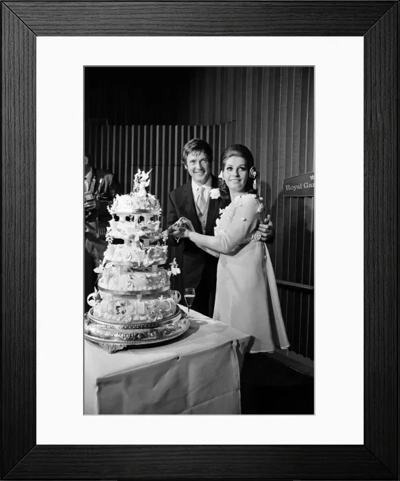Framed Print : The wedding reception of Roger Moore and Luisa Mattioli at the Royal Garden Hotel Framed Print : The wedding reception of Roger Moore and Luisa Mattioli at the Royal Garden Hotel