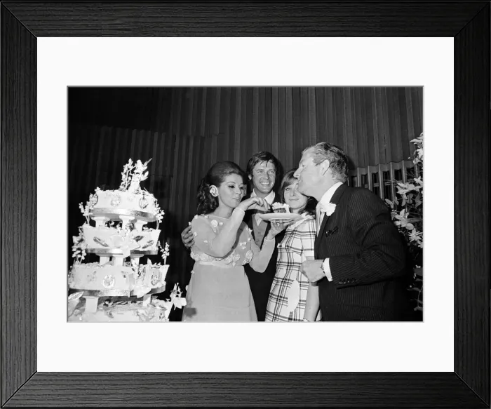 Framed Print : The wedding reception of Roger Moore and Luisa Mattioli at the Royal Garden Hotel Framed Print : The wedding reception of Roger Moore and Luisa Mattioli at the Royal Garden Hotel