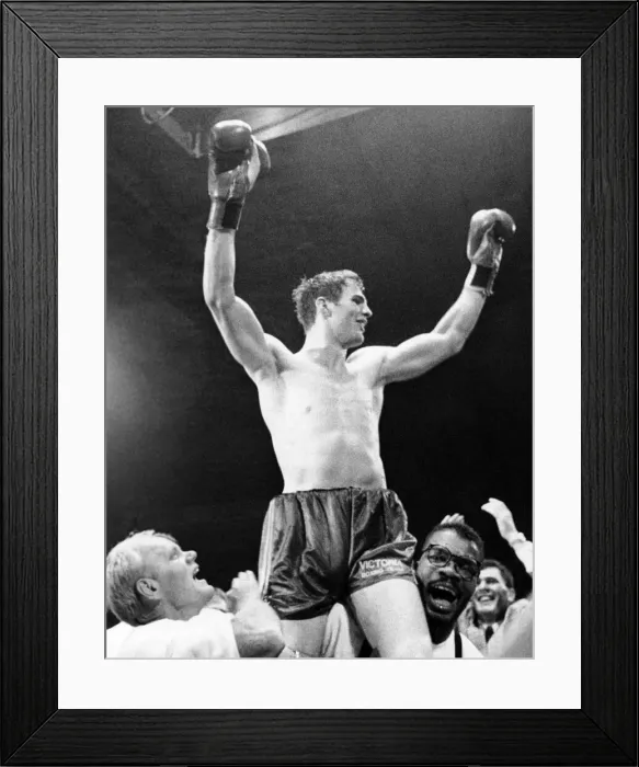 Framed Print : Glenn McCrory v Patrick Lumumba, IBF World Cruiserweight Title fight at the Louisa Centre Framed Print : Glenn McCrory v Patrick Lumumba, IBF World Cruiserweight Title fight at the Louisa Centre
