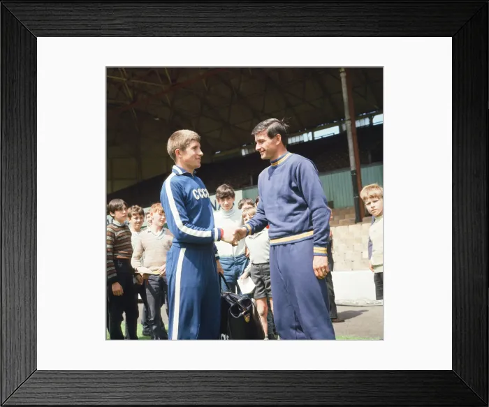 Framed Print : Soviet Union Football Players, pictured during training session at Ayresome Park