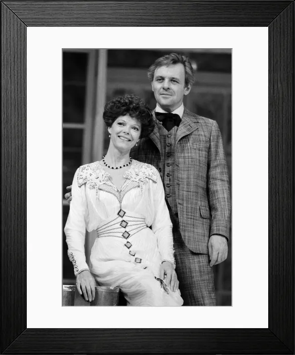 Framed Print : Actor Sir Anthony Hopkins with Actress Samantha Eggar in a scene from Arthur Framed Print : Actor Sir Anthony Hopkins with Actress Samantha Eggar in a scene from Arthur