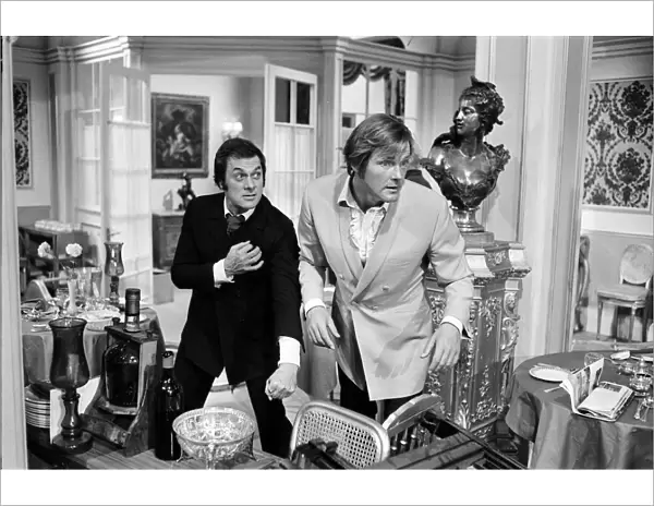 Roger Moore and Tony Curtis fight with each other on the set of The Persuaders