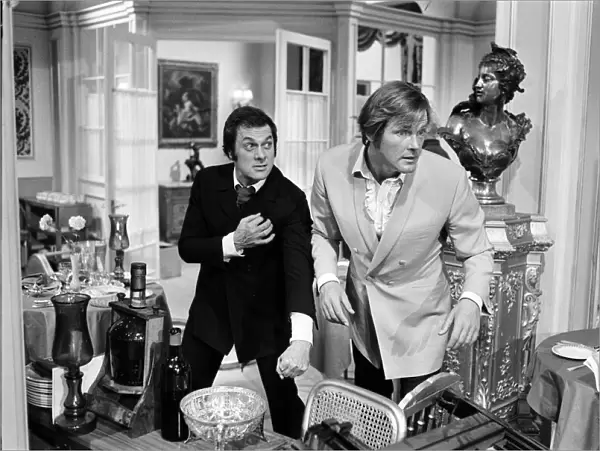 Roger Moore and Tony Curtis fight with each other on the set of The Persuaders