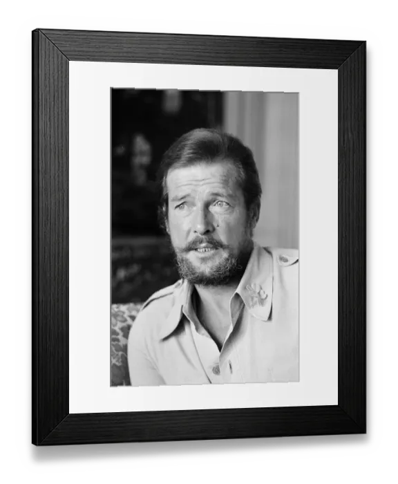 Framed Print : Roger Moore who is in London for the World charity premiere of the new James Bond film Framed Print : Roger Moore who is in London for the World charity premiere of the new James Bond film