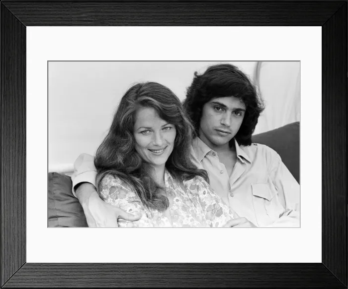 Framed Print : Charlotte Rampling and her boyfriend Jean Michel Jarre, pictured at a villa near St Framed Print : Charlotte Rampling and her boyfriend Jean Michel Jarre, pictured at a villa near St