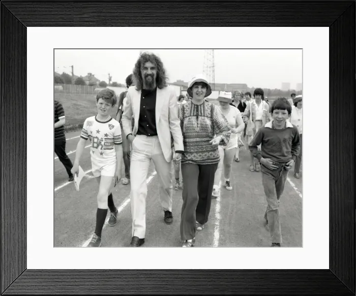 Framed Print : Billy Connolly, Charity Walk, Scotstoun, Glasgow, Scotland, 9th June 1982 Framed Print : Billy Connolly, Charity Walk, Scotstoun, Glasgow, Scotland, 9th June 1982