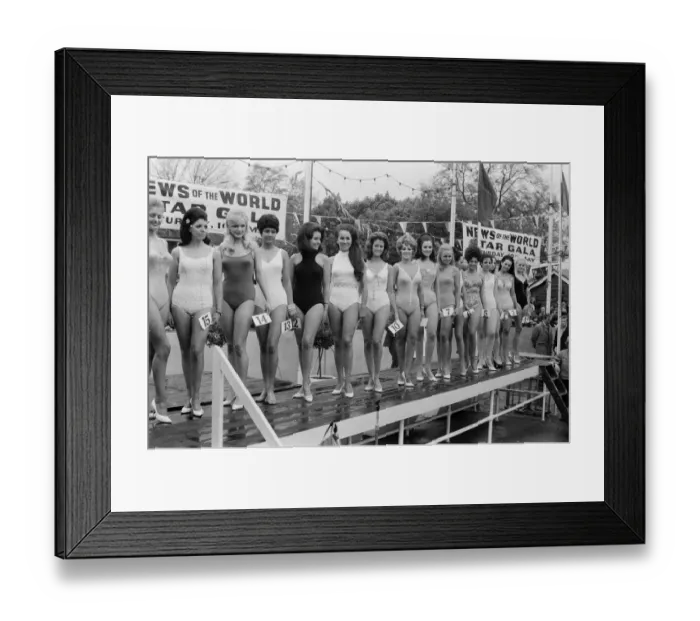Framed Print : The News of the World Star Gala. 10th May 1969 Framed Print : The News of the World Star Gala. 10th May 1969