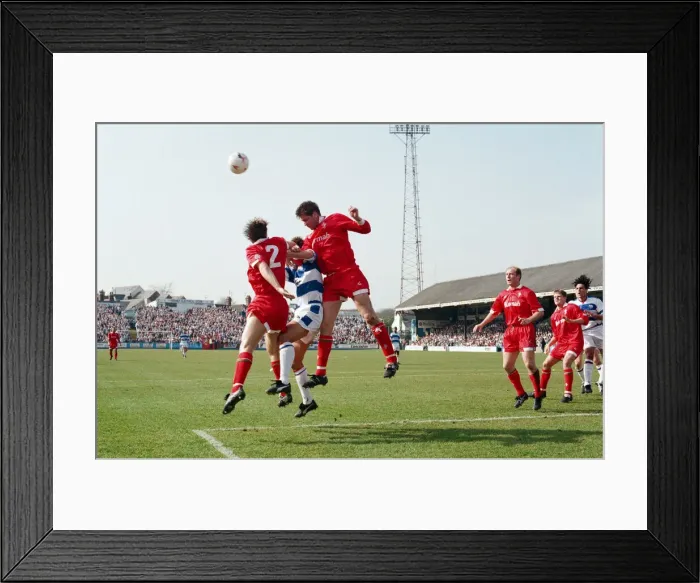 Framed Print : Football match, Reading v Swindon Town. Final score 3-0 to Reading. League Division 1 Framed Print : Football match, Reading v Swindon Town. Final score 3-0 to Reading. League Division 1