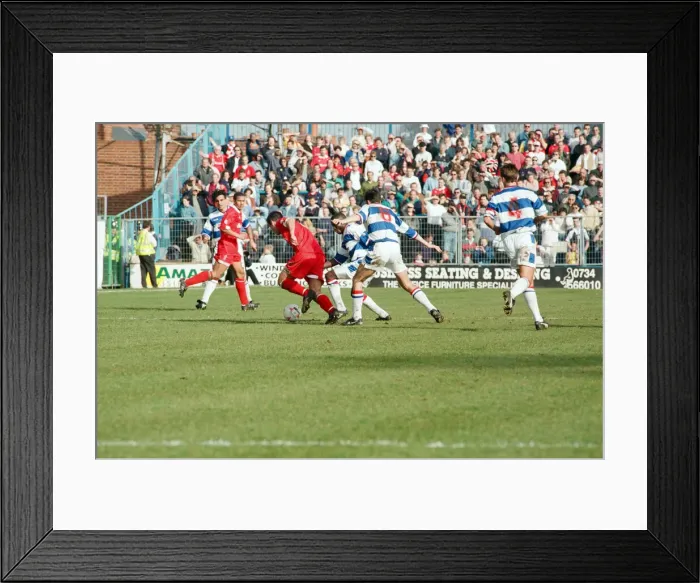Framed Print : Football match, Reading v Swindon Town. Final score 3-0 to Reading. League Division 1 Framed Print : Football match, Reading v Swindon Town. Final score 3-0 to Reading. League Division 1