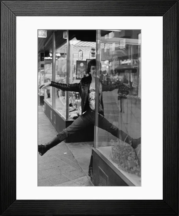 Framed Print : The Sex Pistols in Eindhoven, Holland. Steve Cook. 11th December 1977 Framed Print : The Sex Pistols in Eindhoven, Holland. Steve Cook. 11th December 1977