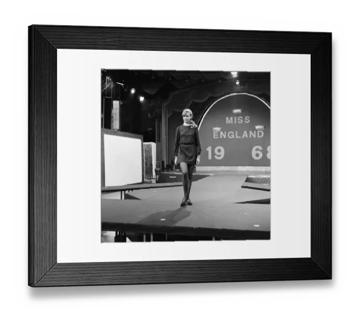 Framed Print : Miss England Beauty Competition 1968, rehearsals at the Lyceum Ballroom, London
