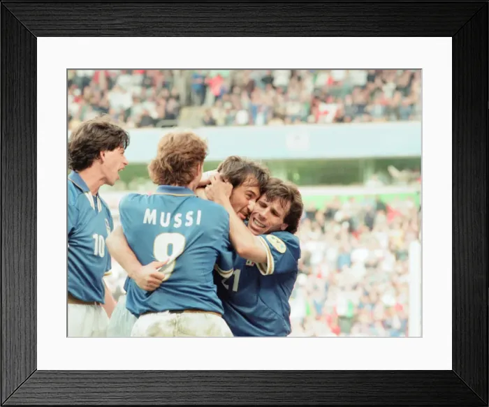 Framed Print : Italy 2-1 Russia, Euro 1996 Group C match at Anfield. Liverpool, Tuesday 11th June 1996 Framed Print : Italy 2-1 Russia, Euro 1996 Group C match at Anfield. Liverpool, Tuesday 11th June 1996