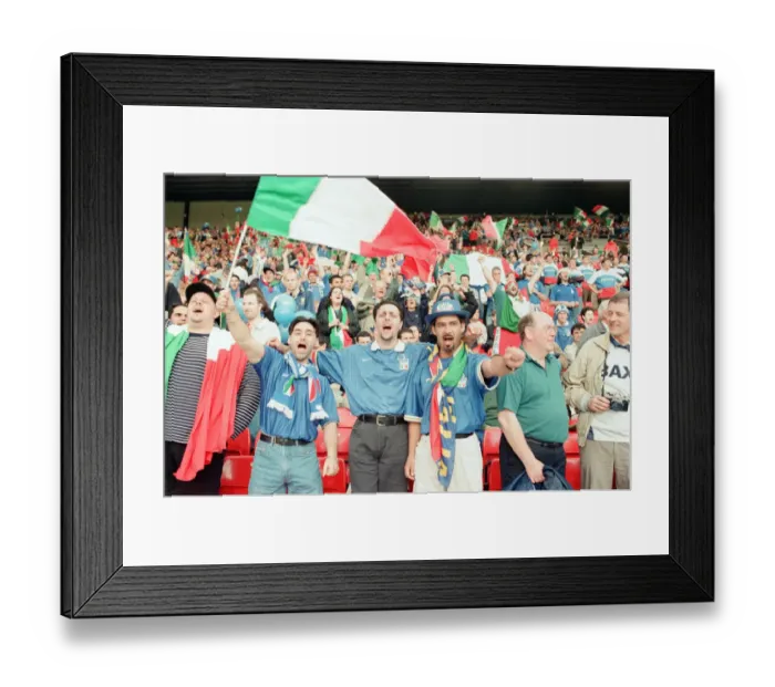 Framed Print : Italy 2-1 Russia, Euro 1996 Group C match at Anfield. Liverpool, Tuesday 11th June 1996