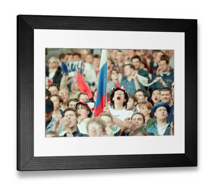 Framed Print : Italy 2-1 Russia, Euro 1996 Group C match at Anfield. Liverpool, Tuesday 11th June 1996