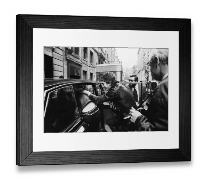 Framed Print : The Sex Pistols. 10th March 1977. London. There are back again - Framed Print : The Sex Pistols. 10th March 1977. London. There are back again -
