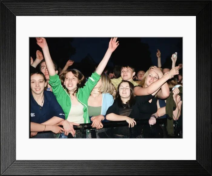 Framed Print : Crowds watching Welsh rock band Stereophonics performing at Cardiff Castle Framed Print : Crowds watching Welsh rock band Stereophonics performing at Cardiff Castle