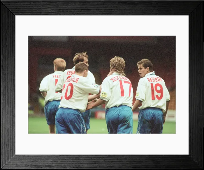 Framed Print : Russia 3-3 Czech Republic, Euro 1996 Group C match at Anfield