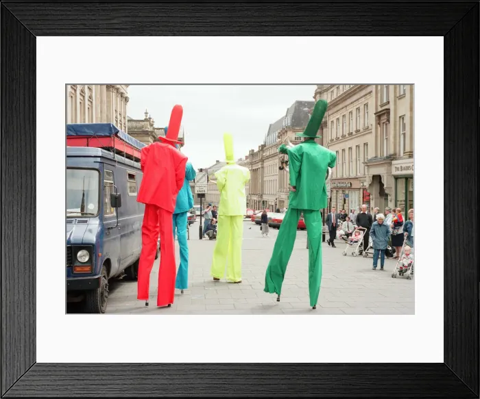 Framed Print : Euro 1996 Street Festival, Newcastle, 18th June 1996. The Fabulous Stiltoneers