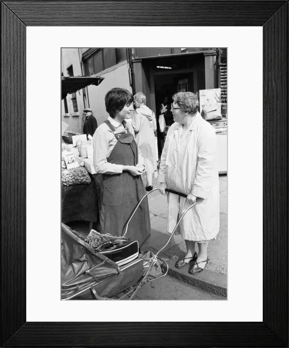 Framed Print : Prospective Labour member of Parliament Harriet Harman canvassing in Peckham