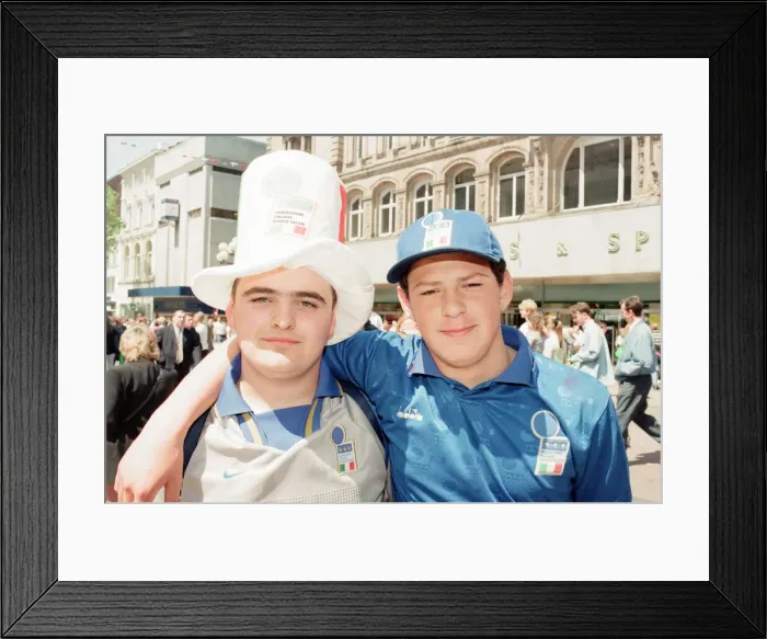 Framed Print : Euro 1996 Football Fans in Liverpool City Centre, 14th June 1996. Italian Fans