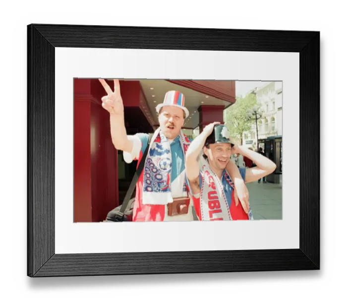 Framed Print : Euro 1996 Football Fans in Liverpool City Centre, 14th June 1996. Czech Republic Fans