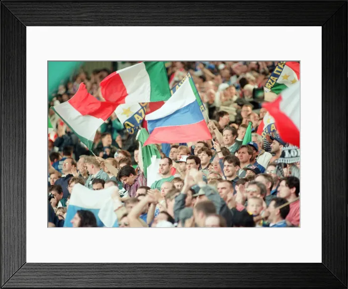 Framed Print : Italy 2-1 Russia, Euro 1996 Group C match at Anfield. Liverpool, Tuesday 11th June 1996