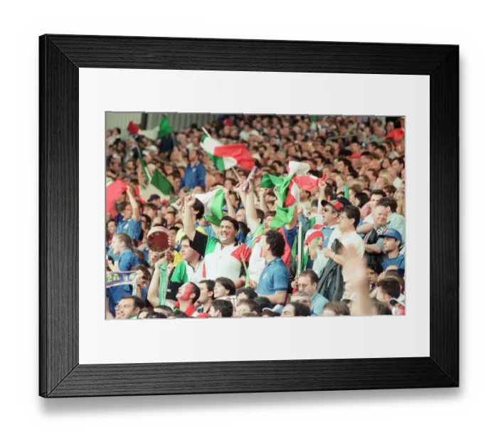 Framed Print : Italy 2-1 Russia, Euro 1996 Group C match at Anfield. Liverpool, Tuesday 11th June 1996