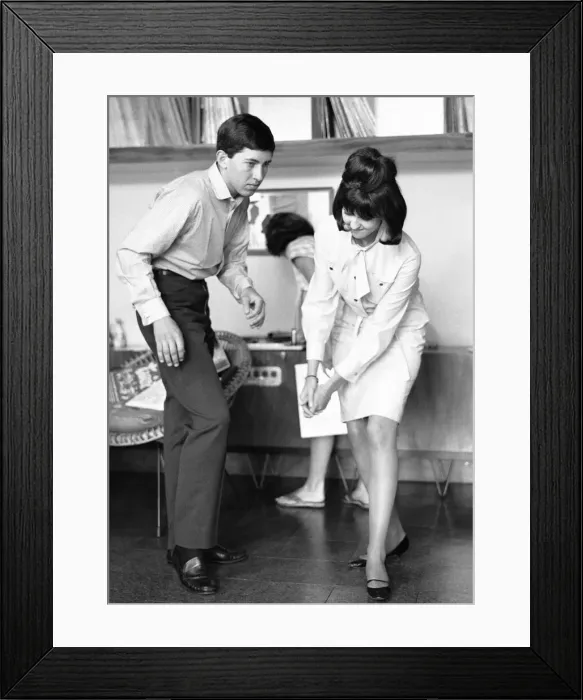 Framed Print : Teenagers demonstrate the Twist in the Daily Herald Offices. 1st June 1962 Framed Print : Teenagers demonstrate the Twist in the Daily Herald Offices. 1st June 1962