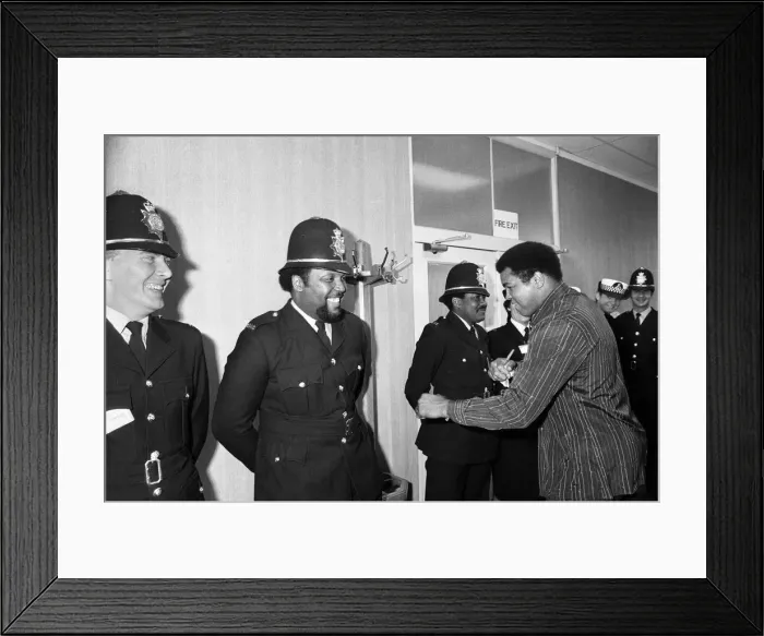 Framed Print : American former world champion heavyweight boxer Muhammad Ali Framed Print : American former world champion heavyweight boxer Muhammad Ali