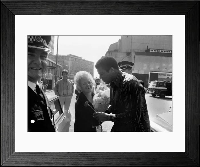 Framed Print : American former world champion heavyweight boxer Muhammad Ali Framed Print : American former world champion heavyweight boxer Muhammad Ali