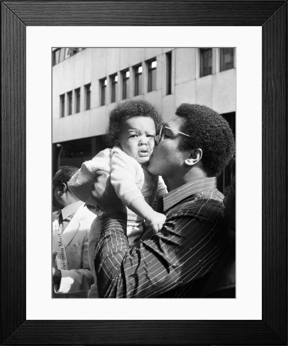 Framed Print : American former world champion heavyweight boxer Muhammad Ali Framed Print : American former world champion heavyweight boxer Muhammad Ali