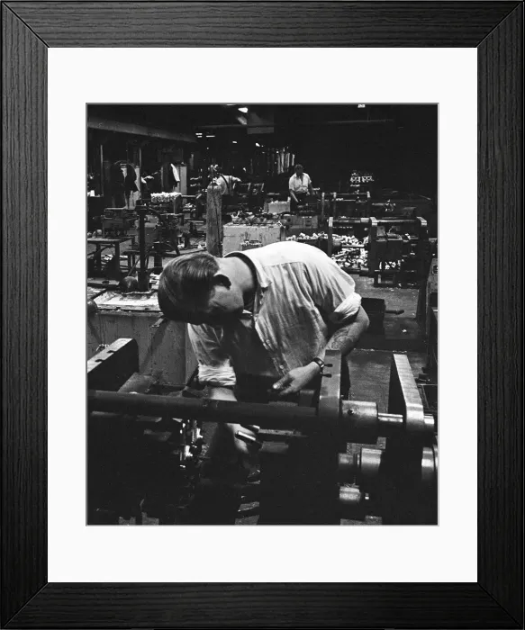 Framed Print : Workers casting moulds on the shop floor of the G. E. C. Foundry, Electric Avenue, Witton Framed Print : Workers casting moulds on the shop floor of the G. E. C. Foundry, Electric Avenue, Witton