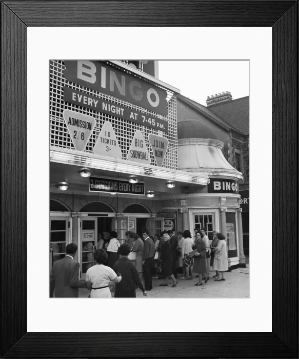 Framed Print : People queue outside the Gaiety Theatre, to play bingo. 31st July 1963