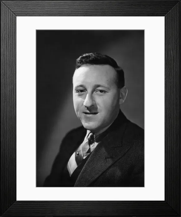 Framed Print : Mirror Cameraman George Greenwell Circa 1939 Framed Print : Mirror Cameraman George Greenwell Circa 1939