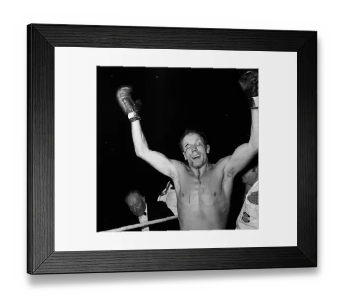 Framed Print : Henry Cooper takes the European Heavyweight Boxing Championship from Germany Framed Print : Henry Cooper takes the European Heavyweight Boxing Championship from Germany