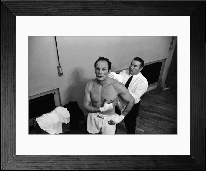 Framed Print : Henry Cooper in Rome, where he is fighting Piero Tomasoni on the 13th March Framed Print : Henry Cooper in Rome, where he is fighting Piero Tomasoni on the 13th March