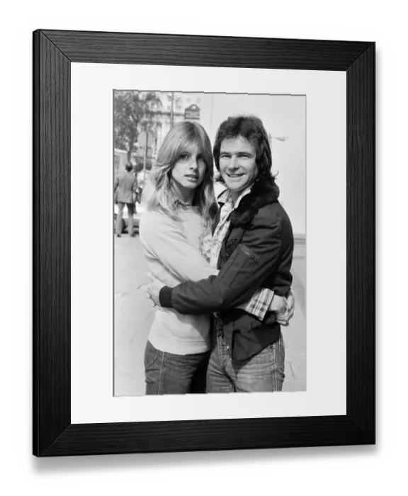 Framed Print : Britiains World Motorcycle racing Champion Barry Sheene pictured with girlfriend Framed Print : Britiains World Motorcycle racing Champion Barry Sheene pictured with girlfriend