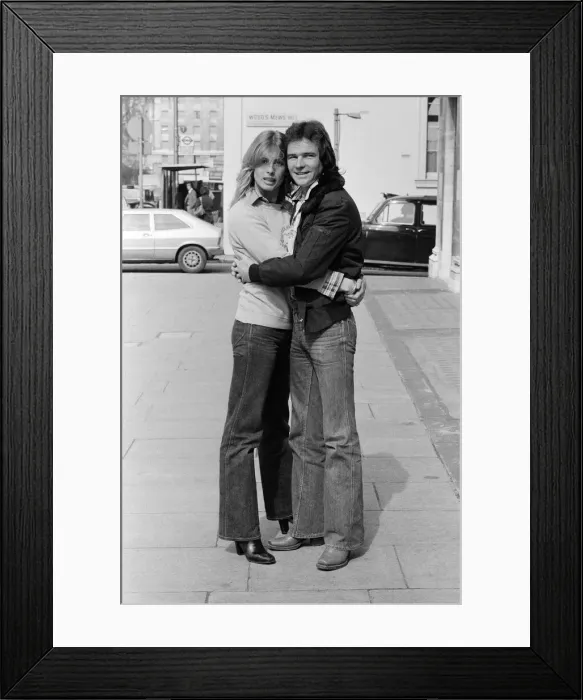 Framed Print : Britiains World Motorcycle racing Champion Barry Sheene pictured with girlfriend Framed Print : Britiains World Motorcycle racing Champion Barry Sheene pictured with girlfriend