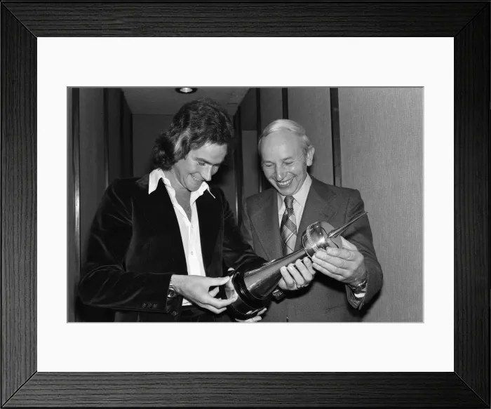 Framed Print : Britains World Motorcycle racing Champion Barry Sheene receives his awards for