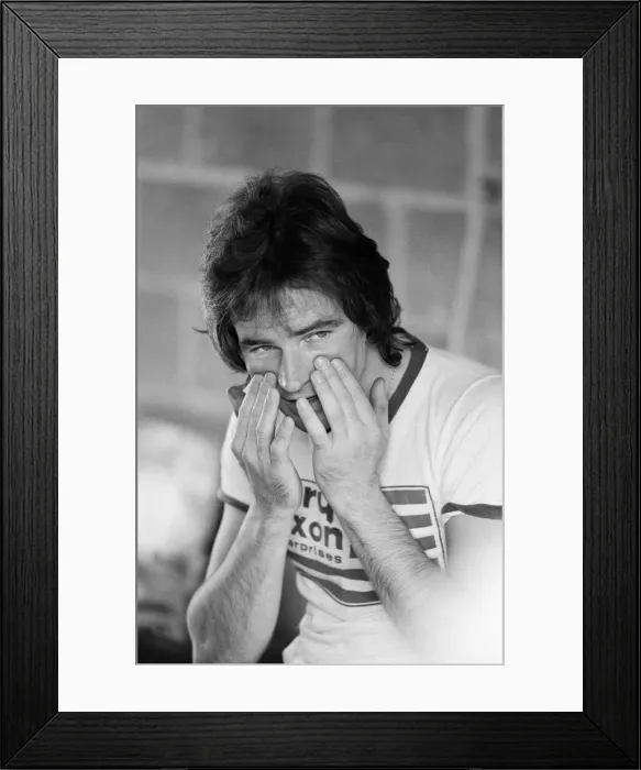 Framed Print : Britiains World Motorcycle racing Champion Barry Sheene pictured at Silverstone Framed Print : Britiains World Motorcycle racing Champion Barry Sheene pictured at Silverstone