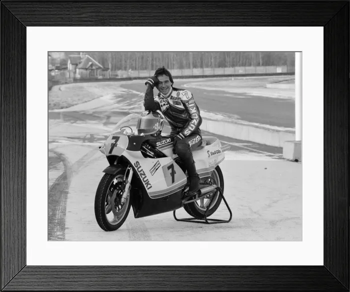 Framed Print : British Motorcycle road racer Barry Sheene with his new Suzuki bike