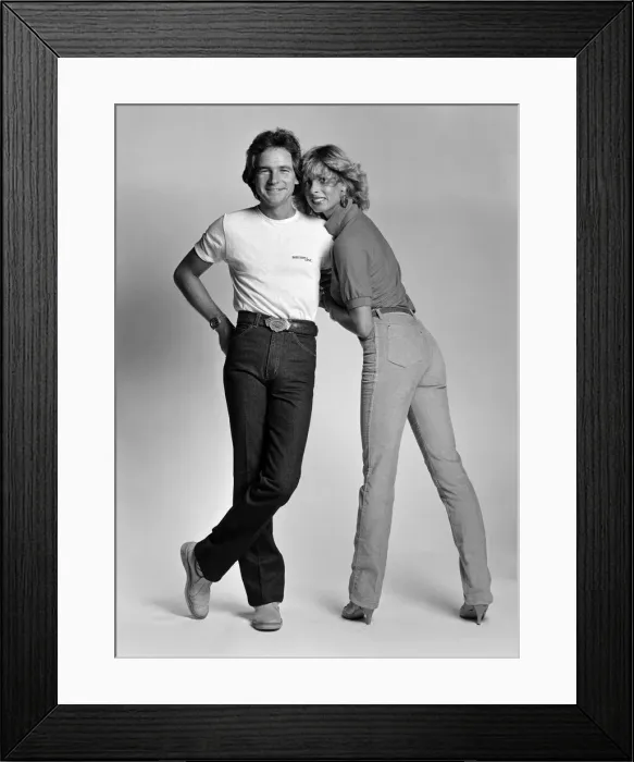 Framed Print : British Motorcycle road racer Barry Sheene poses with his girlfriend Stephanie McLean in Framed Print : British Motorcycle road racer Barry Sheene poses with his girlfriend Stephanie McLean in