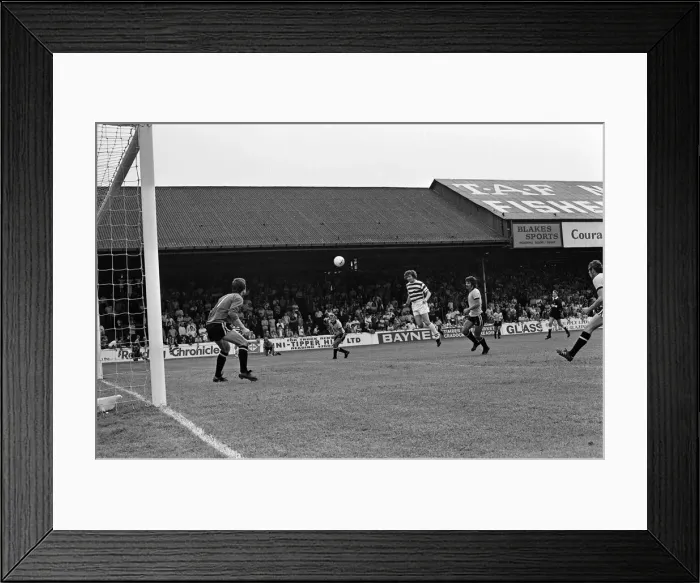 Framed Print : Reading v Peterborough United. Final score 3-2 to Peterborough United Framed Print : Reading v Peterborough United. Final score 3-2 to Peterborough United