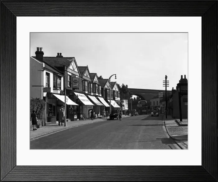 Framed Print : Marlowes street scene in Hemel Hempstead, Hertfordshire. 12th August 1949 Framed Print : Marlowes street scene in Hemel Hempstead, Hertfordshire. 12th August 1949