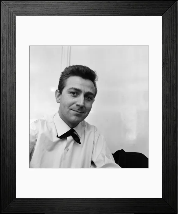 Framed Print : Unknown comic takes over at Palladium. Des O Connor is pictured at the Palladium this