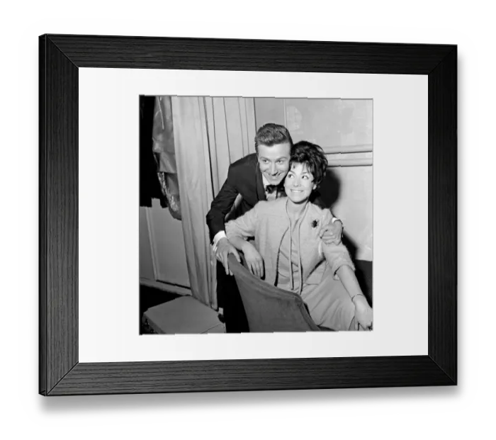 Framed Print : Comedian Des O Connor took over from Norman Vaughan as compare of ITVs Framed Print : Comedian Des O Connor took over from Norman Vaughan as compare of ITVs